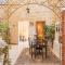 Tal-Karmnu Entire house with private heated pool and jacuzzi