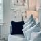Cotswold Chic Retreats "Cloud Nine" Central Chipping Campden-Parking-Garden