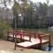 The Lake House at Turtle Cove: Cozy relaxing lake home with dock on wooded lot. - Eutawville