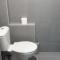 AVR Airport Deluxe Suites 6 AIRPORT FREE SHUTLE - Markopoulo