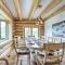 Mountain Retreat with Deck Ski, Soak, Golf and Hike! - 格伦伍德温泉