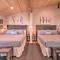 Hot Tub, Pool Table Luxe Reno Chalet with Mtn View! - رينو