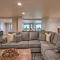 Hot Tub, Pool Table Luxe Reno Chalet with Mtn View! - رينو