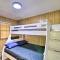 Bluefield Retreat with Pool Table Near Parks! - 布卢菲尔德