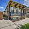 NOLA Home 2 Blocks to Streetcar, Cafes and Bars