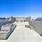 Chic San Diego Abode Rooftop Balcony and Bay Views!