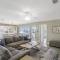 1585 Jamaica Court