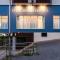 Four Rooms Hostel