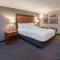 La Quinta Inn & Suites by Wyndham San Antonio Riverwalk