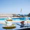 Beachfront villa Turquoise with private pool, BBQ and ping pong table - La Canea