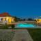 S&I Peaceful Holiday Home With Pool & Jacuzzi - 伽罗瓦克