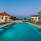 S&I Peaceful Holiday Home With Pool & Jacuzzi - 伽罗瓦克