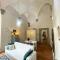 CLAUDIA SUITE LOFT ROMANTICO NEL CUORE DI AREZZO