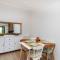 Apartment Adelfa 7 by Interhome