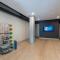East Side Luxury 1BR Apt - Near Brady St with Balcony and Lounge