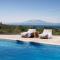 Villa Venia - Cozy Escape with Scenic Sew View, by ZanteWize
