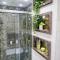 Onyx Luxury
