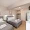 Faros Rooms