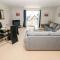 24 Rhodewood House