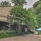 The White Elephant Inn Getaway with Pool and Hot Tub! - Earlysville