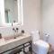 Surfing Temple Boutique Hotel