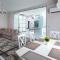 Oloy Apartment