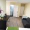 The Yew Studio - Self contained one bed studio flat with parking