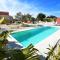 Casa Farlisa, villa esclusiva con piscina, jacuzzi, palestra, parco giochi, bbq a 5 minuti dal mare - 希克利
