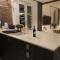 N39 - Apartament z JACUZZI i Kominkiem przy Lesie - Moszna