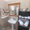 Grace Garden Guesthouse by Eminence Ent