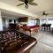 Oceanfront grandeur in 4x4 Outerbanks - Mark Twain - Corolla