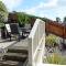 Valley Retreat - Peaceful Location, Walk to Beach, Parking