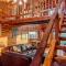 Lodge at OZK Ranch- Incredible mountaintop cabin with hot tub and views - Compton