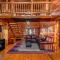 Lodge at OZK Ranch- Incredible mountaintop cabin with hot tub and views - Compton