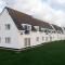 7 Isallt Lodges