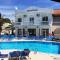 Mariana Hotel