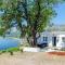 Vacation Home Deja Blue