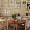 Byronsvale Vineyard and Accommodation
