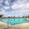 Harbor Island Beach Retreat - Steps to Ocean! - Oceanmarsh Subdivision