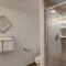 Channelview 206