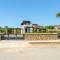 Smaragdi Beachfront Villa