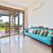 Smaragdi Beachfront Villa