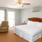 Admirals Inn Resort
