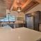 Contemporary Mountain Retreat - Walk to Slopes!