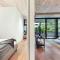 Stylish 1 bedroom retreat in trendy Surry Hills - 6 BRK