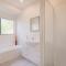 Sunlight Bach - Whitianga Holiday Home