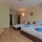 Kazlarov Guest House