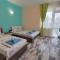 Kazlarov Guest House