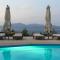 Villa with swimming pool and tennis/basketball court - Theologos