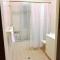 WOODY Pt - AMAZING 1970s SHARE HOUSE BY THE SEA-4 rooms available!